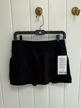 Lululemon BNWT Black Pace Rival MR skirt Size 6 BNWT